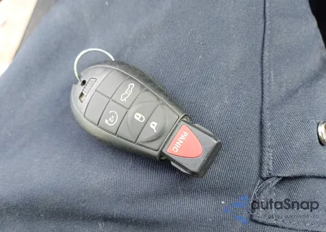 2013 Dodge Challenger Sxt из США, поврежденный, VIN 2C3CDYAG8DH627806